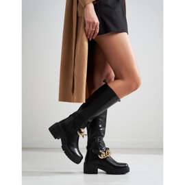 Botas de mujer negras con suela gruesa fabricadas en piel ecológica. negro 1