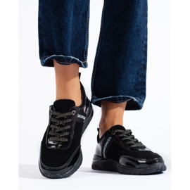 Deportivas negras fabricadas en piel natural. negro 4