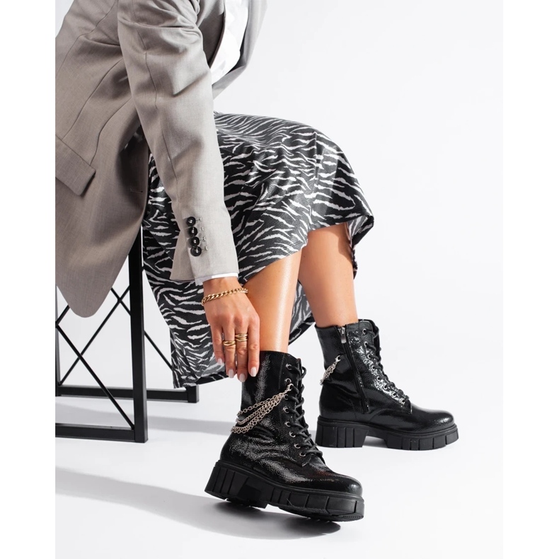 Botas negras con cadenas de Sokolski negro 1