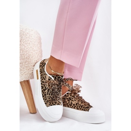Zapatillas de deporte para mujeres en una plataforma masiva con leopardo decorativo de cordones marrones marrón 4