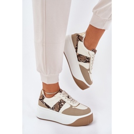 Zapatillas de deporte para mujeres en una plataforma masiva, beige de patrón animal 6