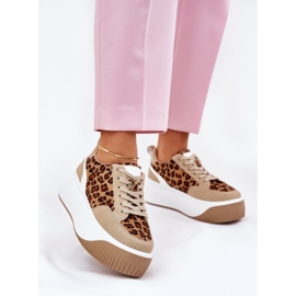Zapatillas de deporte para mujeres en una plataforma masiva beige leopardo impresión 2