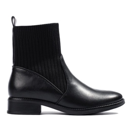 Botines sin cordones con tacón plano negro 1