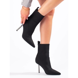 Botines de mujer entallados con tacón alto. negro 2