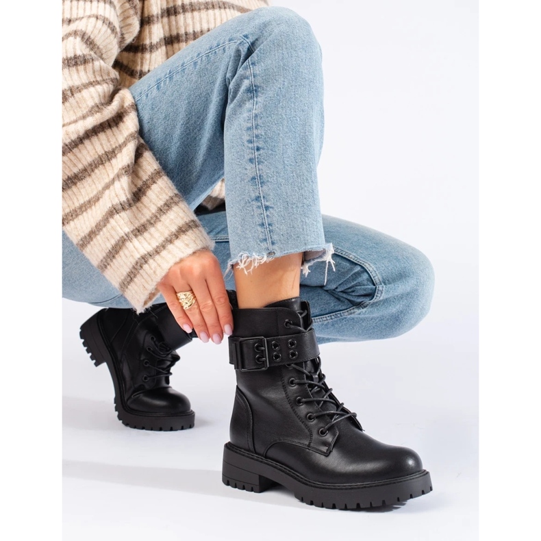 Bolsos de mujer con cordones fabricados en piel ecológica. negro 2