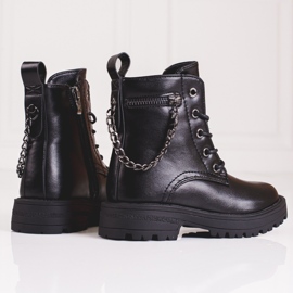 Botas negras de niña con cadena negro 3