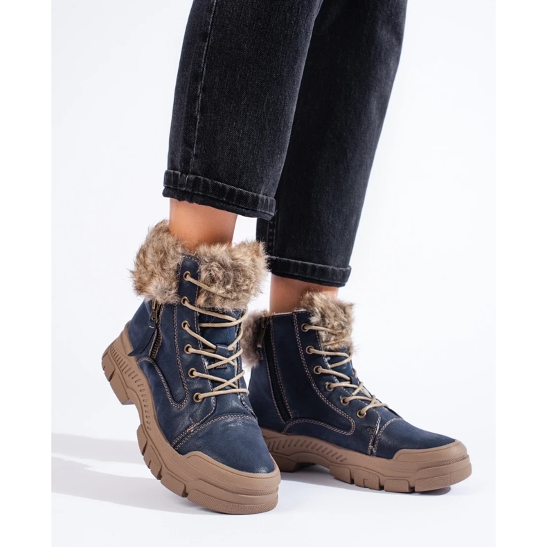 Botas de montaña de mujer azules con pelo. 1