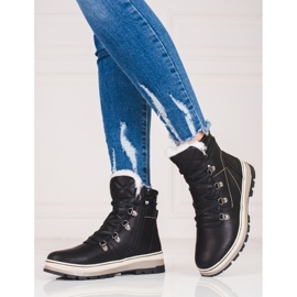 Botas de montaña de mujer negras con aislamiento. negro 3