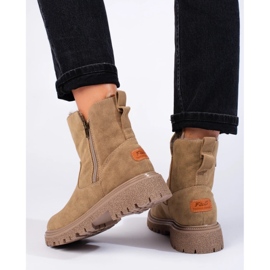 Botas aislantes de mujer. marrón 4