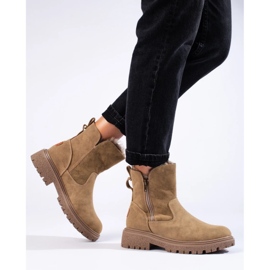 Botas aislantes de mujer. marrón 3