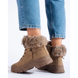 Botas de montaña de mujer marrones con pelo beige 1
