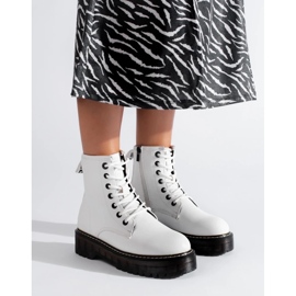 Botas de mujer blancas con cordones Big Star KK274536 blanco 1 Botas de mujer blancas con cordones Big Star KK274536 blanco 1