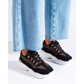 Zapatillas de mujer negras con estampado. negro 3
