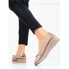 W. Potocki Zapatos de salón de mujer Potocki calados dorados beige 4