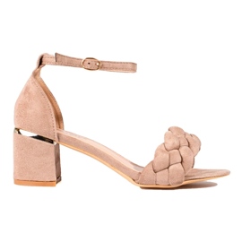 Sandalias de mujer beige de Shelovet 1