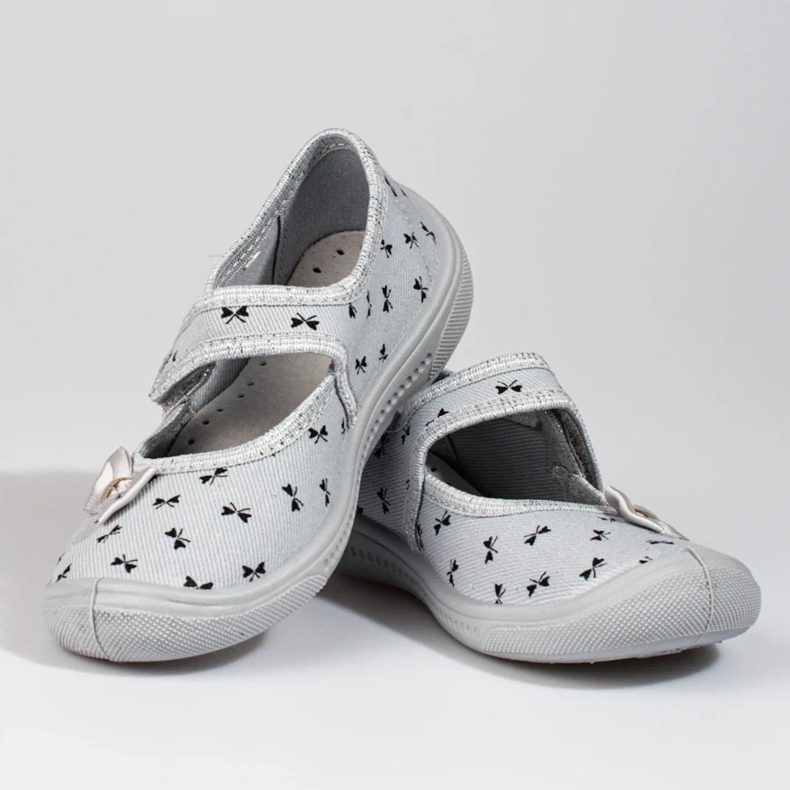 Zapatos Viggami grises para niña 1