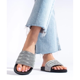 Pantuflas negras con pedrería Shelovet negro 4