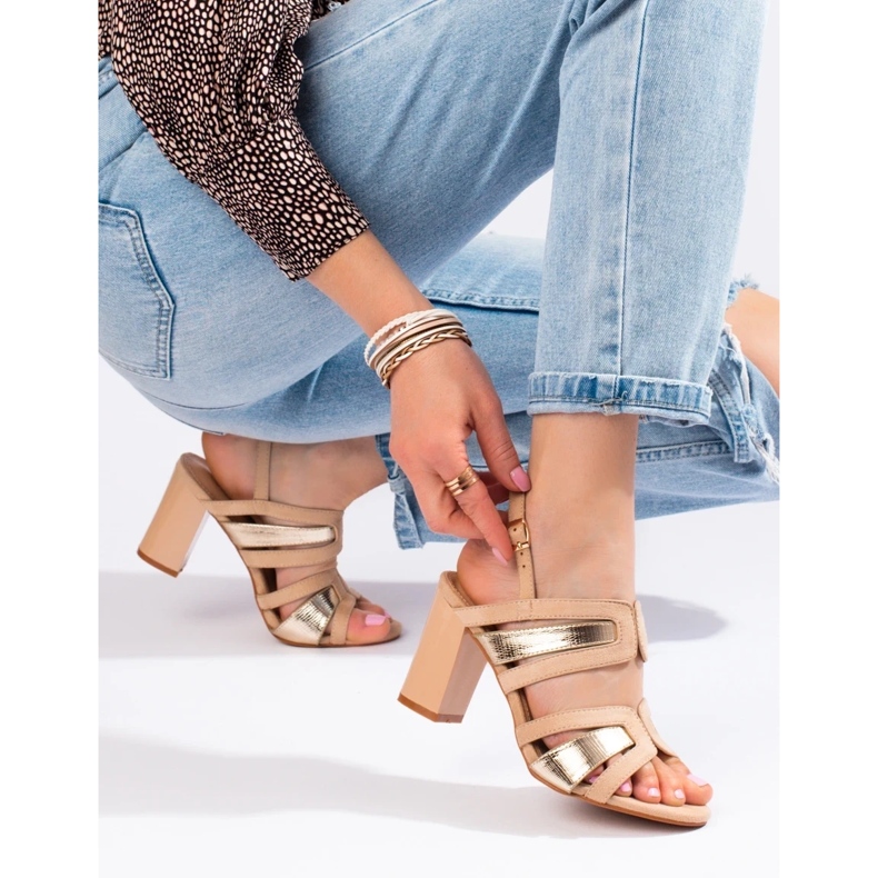 Vinceza Sandalias de tacón para mujer en beige y dorado de Vineza 1