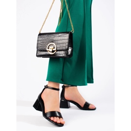 Sandalias clásicas negras de tacón bajo de Vinceza negro 2