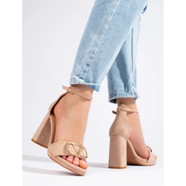 Sandalias de mujer Vinceza beige con tacón alto 3
