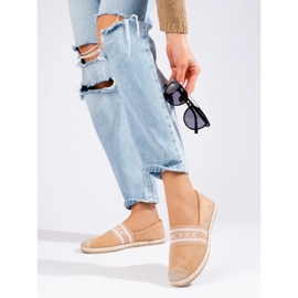 Alpargatas de mujer en ante beige de Vinceza 1