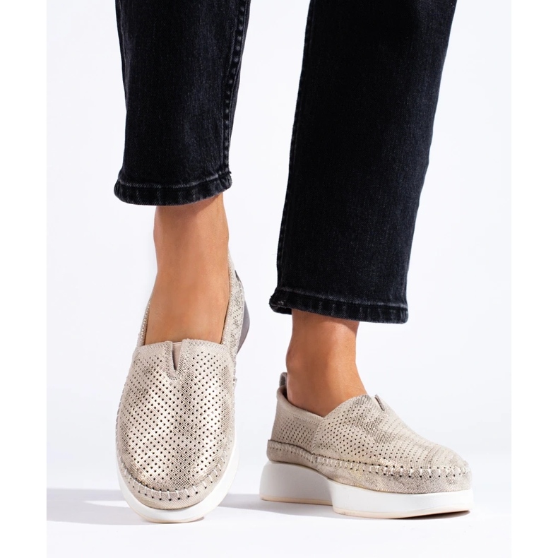 Zapatos shelovet piel calados dorados 2