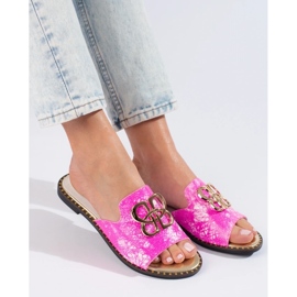 Chanclas de mujer rosas con decoración dorada de Shelovet rosado 3