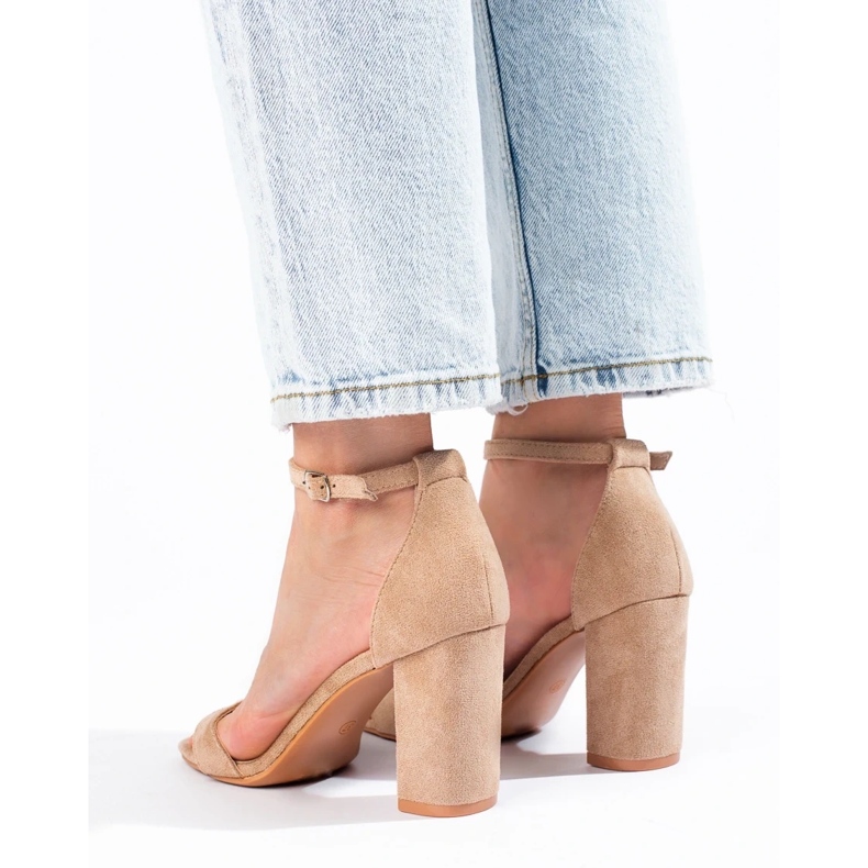 Sandalias bloque Shelovet ante beige 2