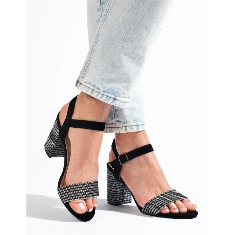 Sandalias negras de mujer con tacón decorativo de Shelovet negro 2