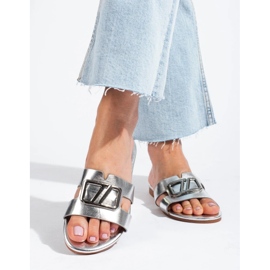 Sandalias planas plateadas con adorno Shelovet plata 3
