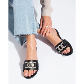 Sandalias negras de mujer con una elegante hebilla Shelovet negro 3