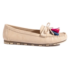 Mocasines boho en ante beige con borlas de Shelovet 3