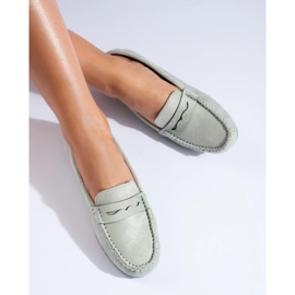 Mocasines de mujer en ante verde claro Shelovet 4