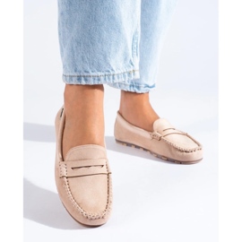 Mocasines de mujer en ante beige de Shelovet 3