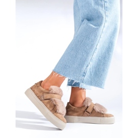 Deportivas en ante beige con pelo de Shelovet 3