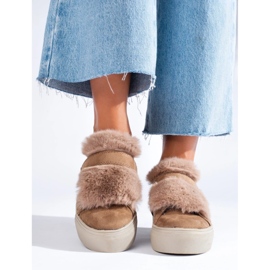 Deportivas en ante beige con pelo de Shelovet 4
