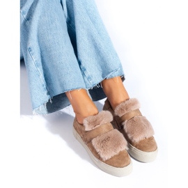 Deportivas en ante beige con pelo de Shelovet 1