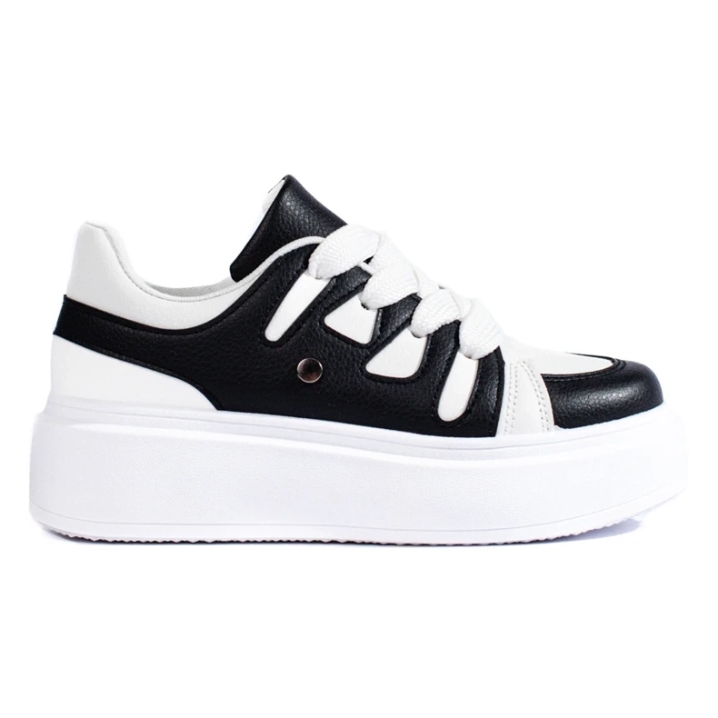 Zapatillas de mujer en blanco y negro de Shelovet con suela gruesa. 2