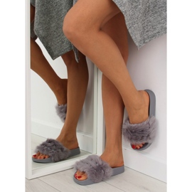 Pantuflas grises con pelo S37 gris 1