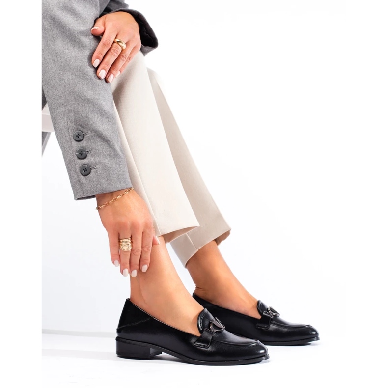 Señores negros de mujer fabricados en piel ecológica Shelovet. 2