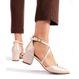 Zapatos de salón beige de mujer de Sergio Leone 3