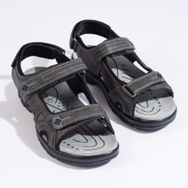 Sandalias deportivas de hombre con velcro. gris 2