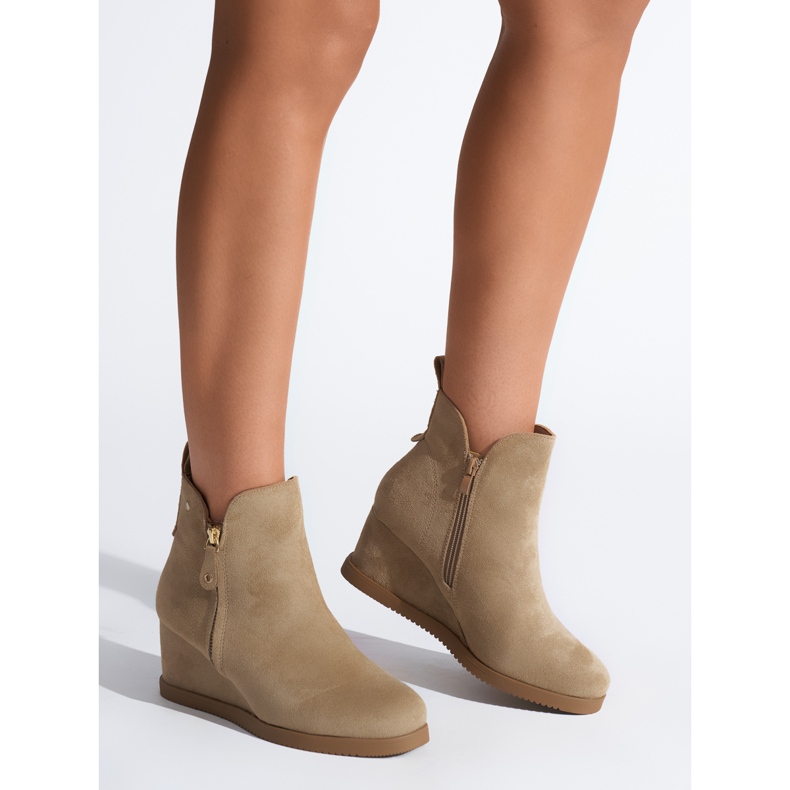 Botas cuña mujer beige 1