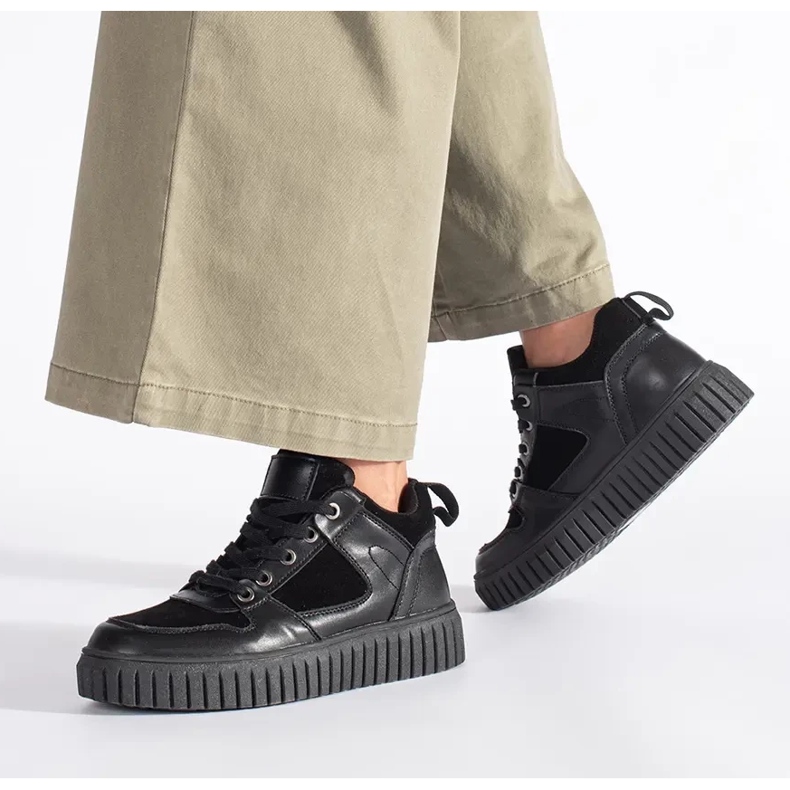 Zapatillas altas de mujer negras. negro 2 Zapatillas altas de mujer negras. negro 2