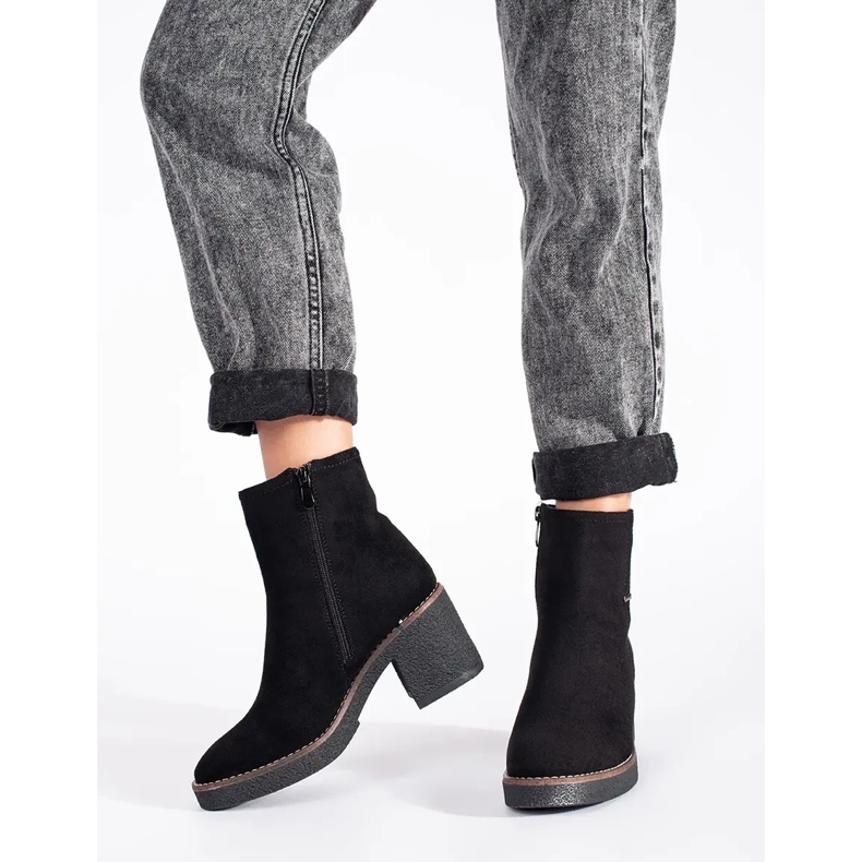 Botines negros de ante 2