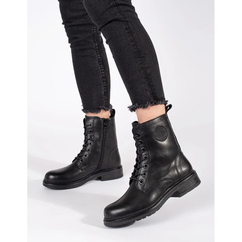 Bolsos de mujer negros fabricados en piel natural de Sergio Leone 2