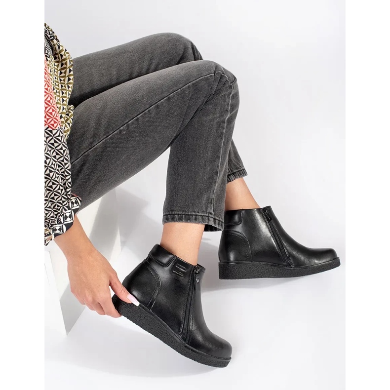 Botas cómodas con aislamiento de cuero negro de Sergio Leone 1 Botas cómodas con aislamiento de cuero negro de Sergio Leone 1