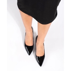 Seastar Tacones de mujer clásicos lacados en negro. 1 Seastar Tacones de mujer clásicos lacados en negro. 1