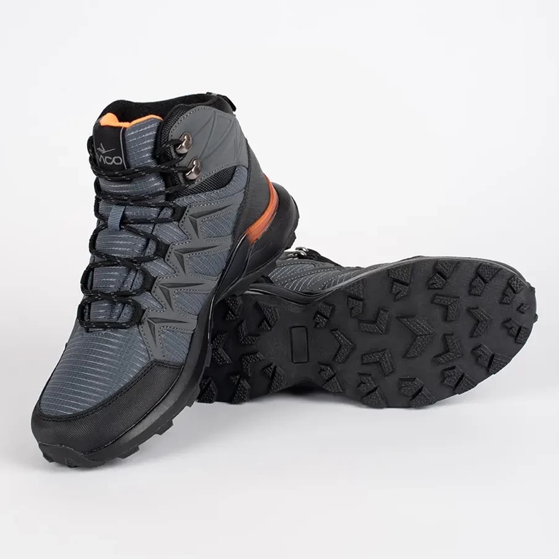 Vico Zapatos de trekking de hombre con aislamiento gris. 1