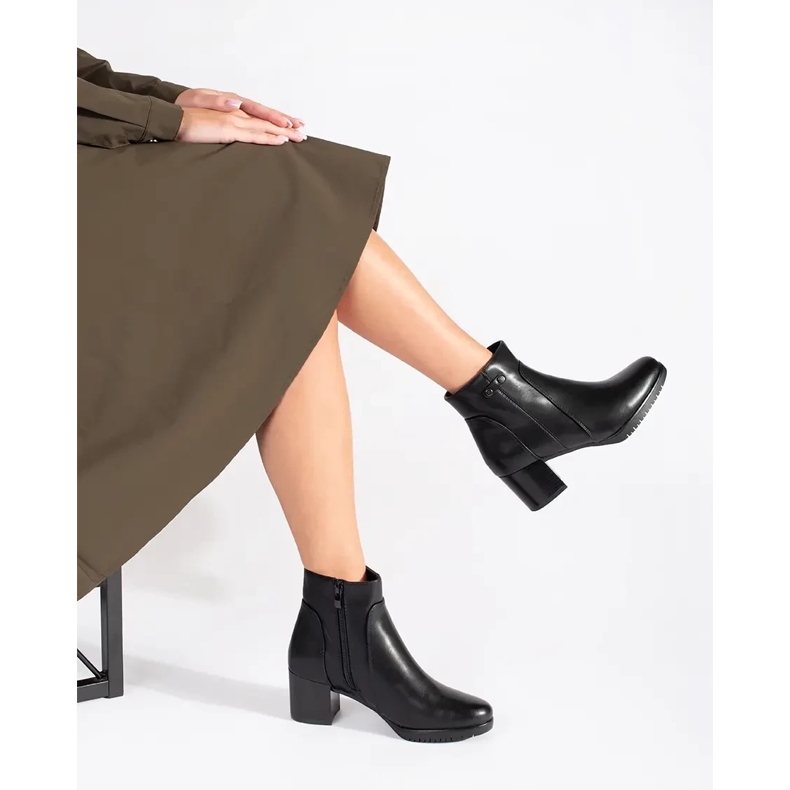 Botines negros de tacón de Sergio Leone 1